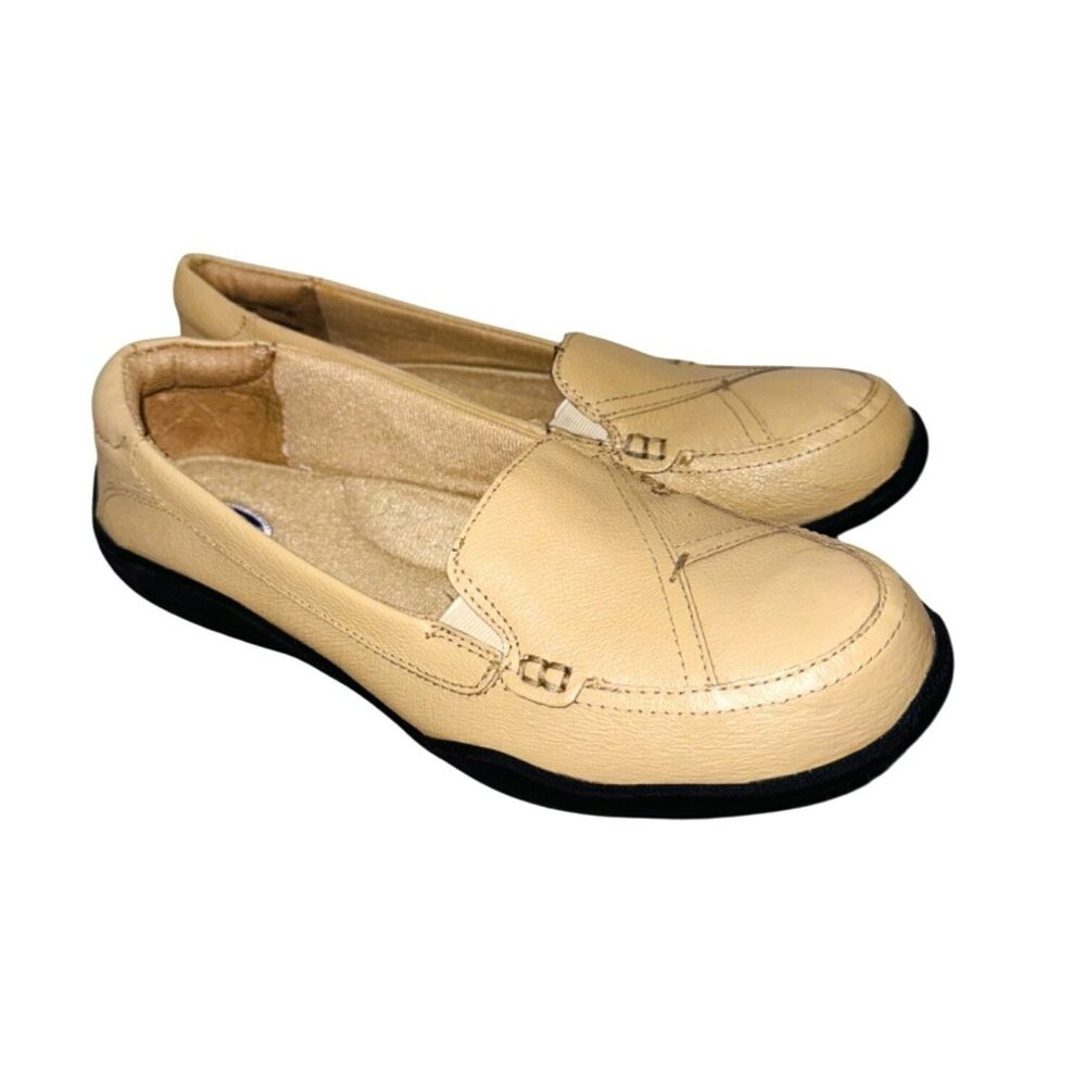 NWOT Dr. Scholls Leather Loafers 7M Beige Slip-On Comfort Cushioned Ortho Shoes